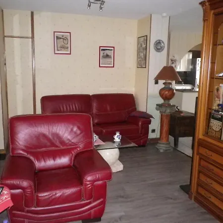 8 Etages 1 Libre Lit Pour Deux Personne Appartement
